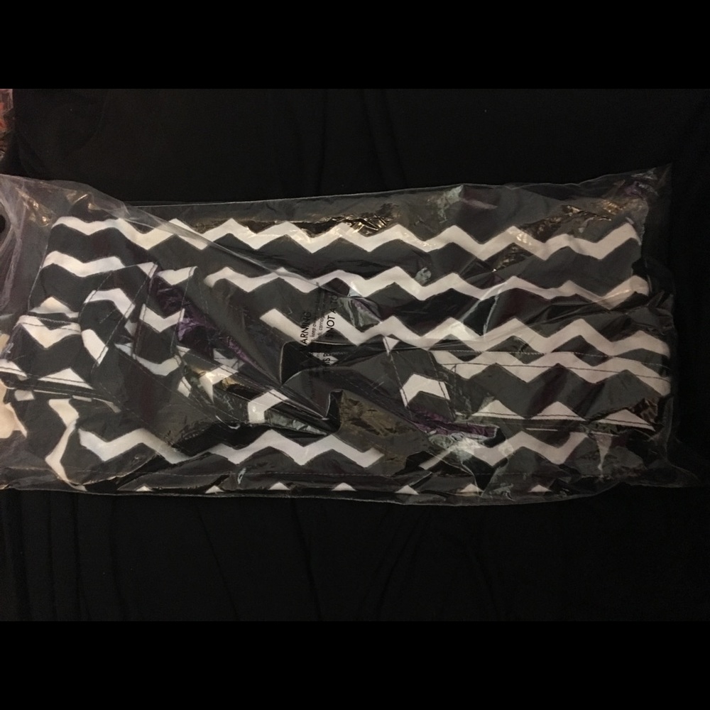 Retro Metro Bag thirty-one - Picture 2 of 2